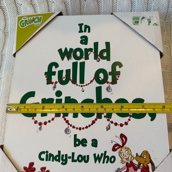 Grinch Wall Decor Canvas Art NEW 8 x 10 Christmas Grinchmas Cindy Lou Who - Picture 8 of 10